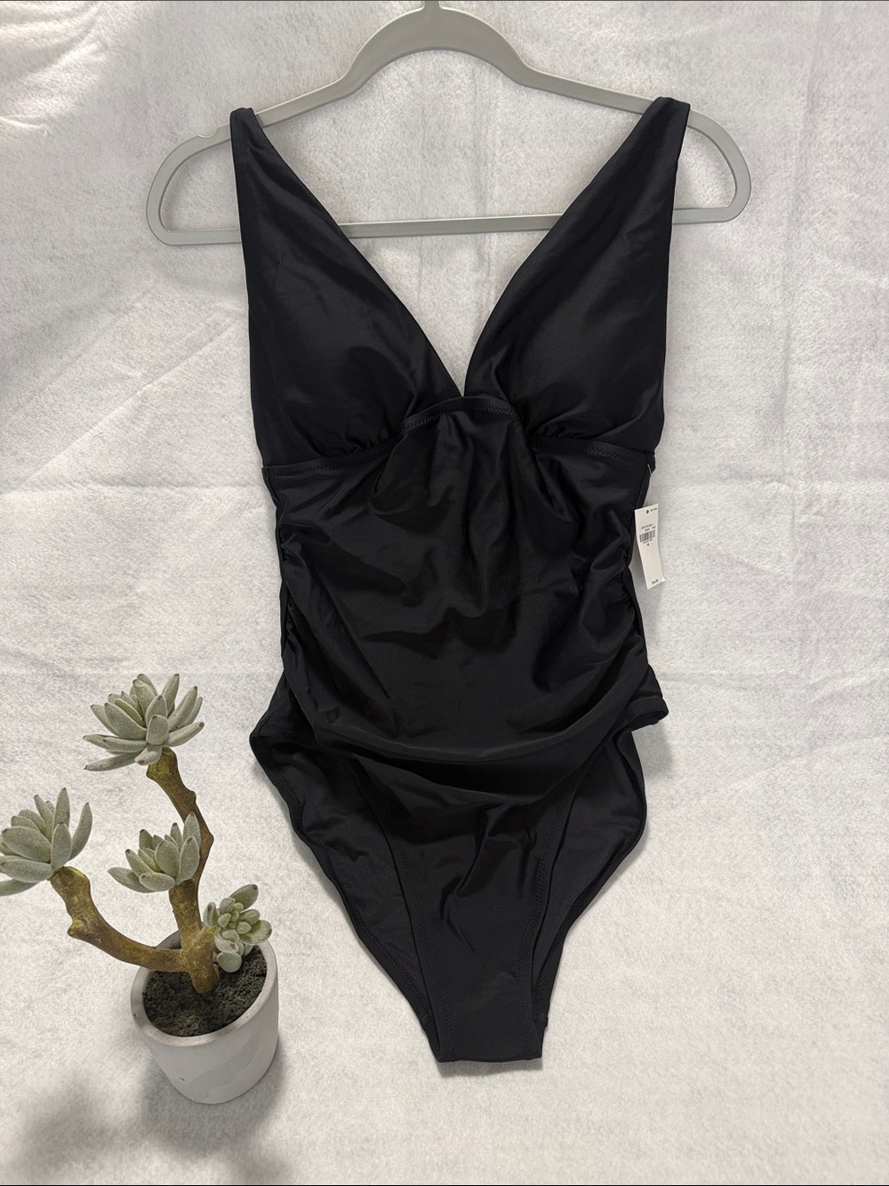 NWT Old Navy Black V neck ruched swim suit